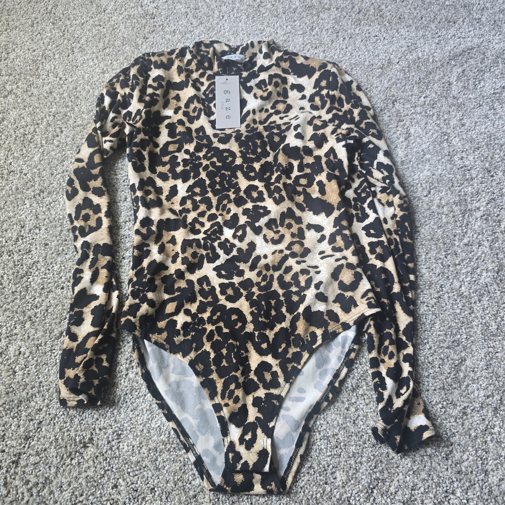 GAZE● SIZE MED● LEPOARD PRINT BODYSUIT● NEW WITH TAG